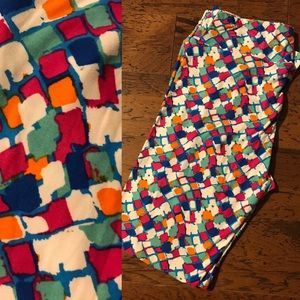 2 for $25 LuLaRoe Leggings Tall & Curvy